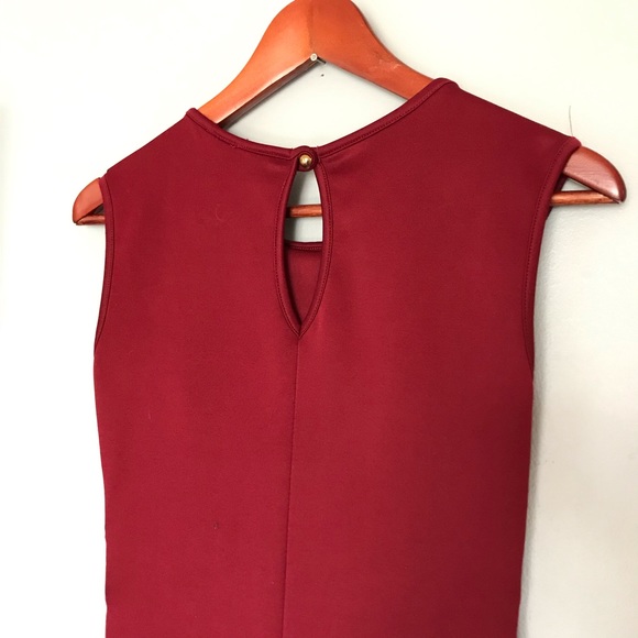 Pretty wine colored dress - Picture 2 of 5